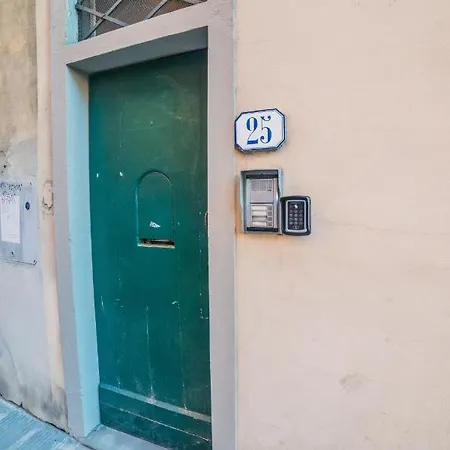 S1 - Serristori Tower Apt - Dolcevita